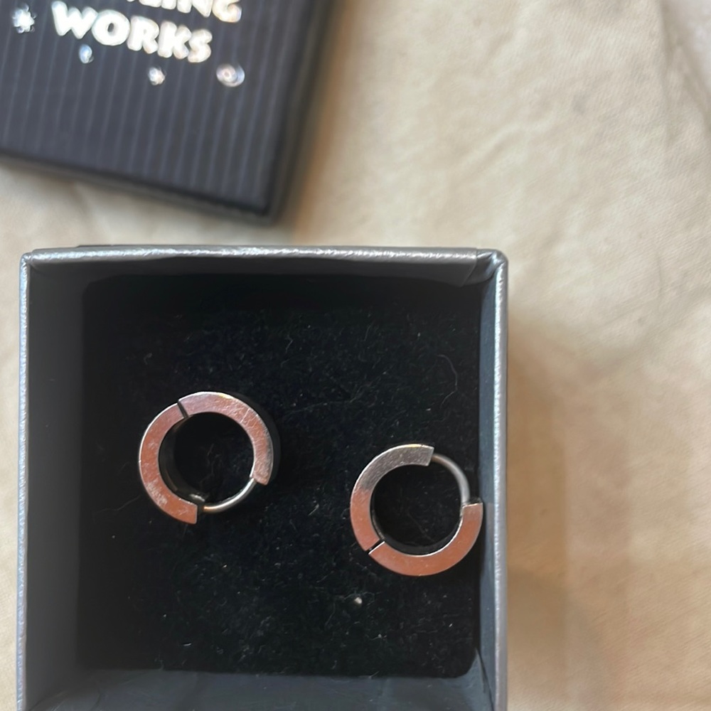Sterling works cuff earring